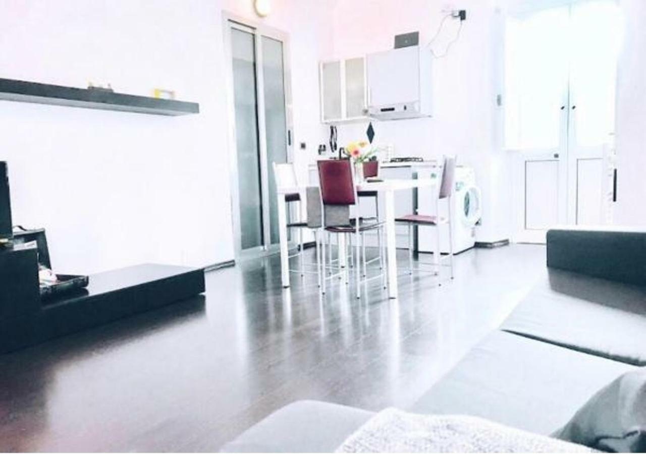 Cozy Studio Apartment - Borgo Campidoglio Turin Exterior foto